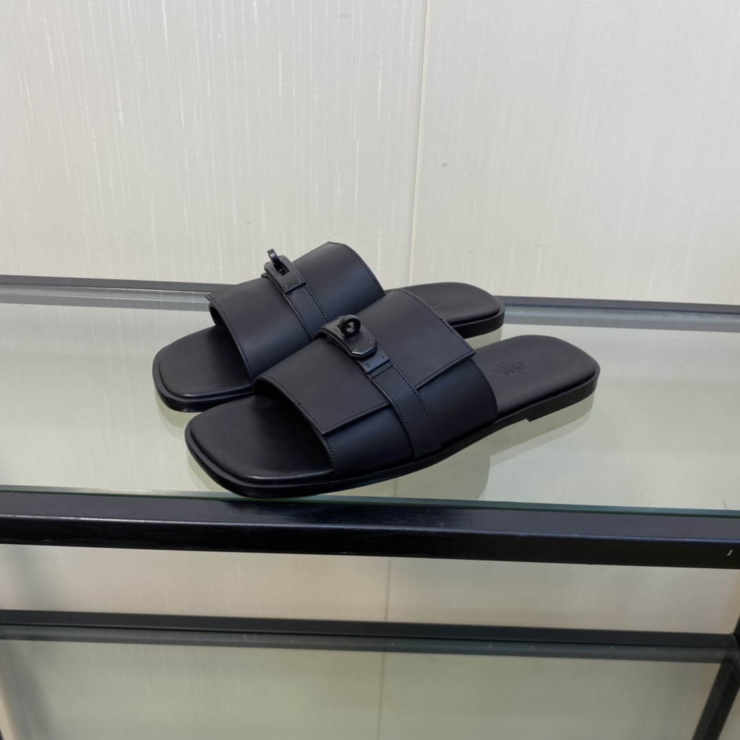 HERMES KELLY LOCK SLIPPERS