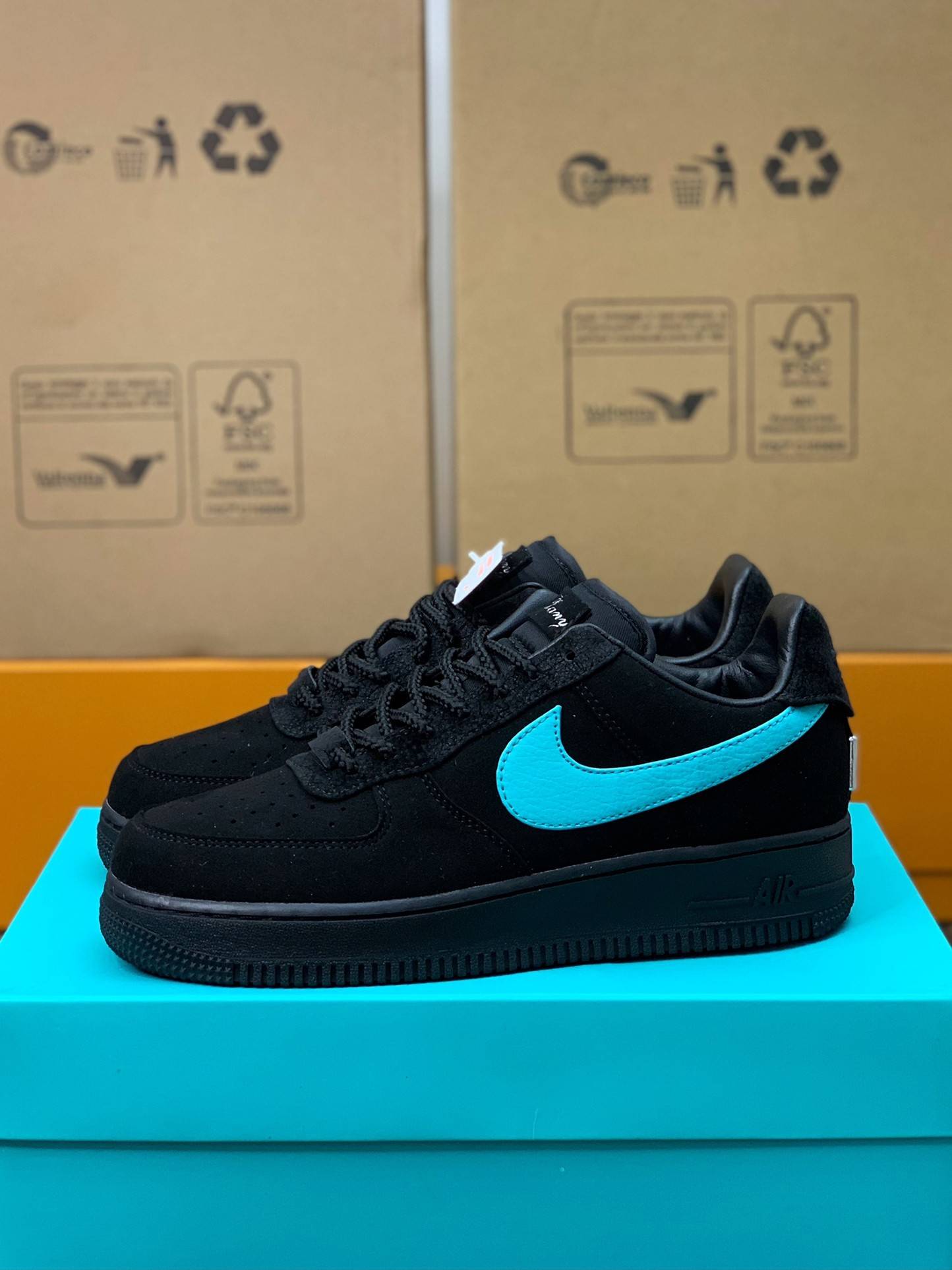NIKE Air Force 1 Low Tiffany & Co. Sneakers