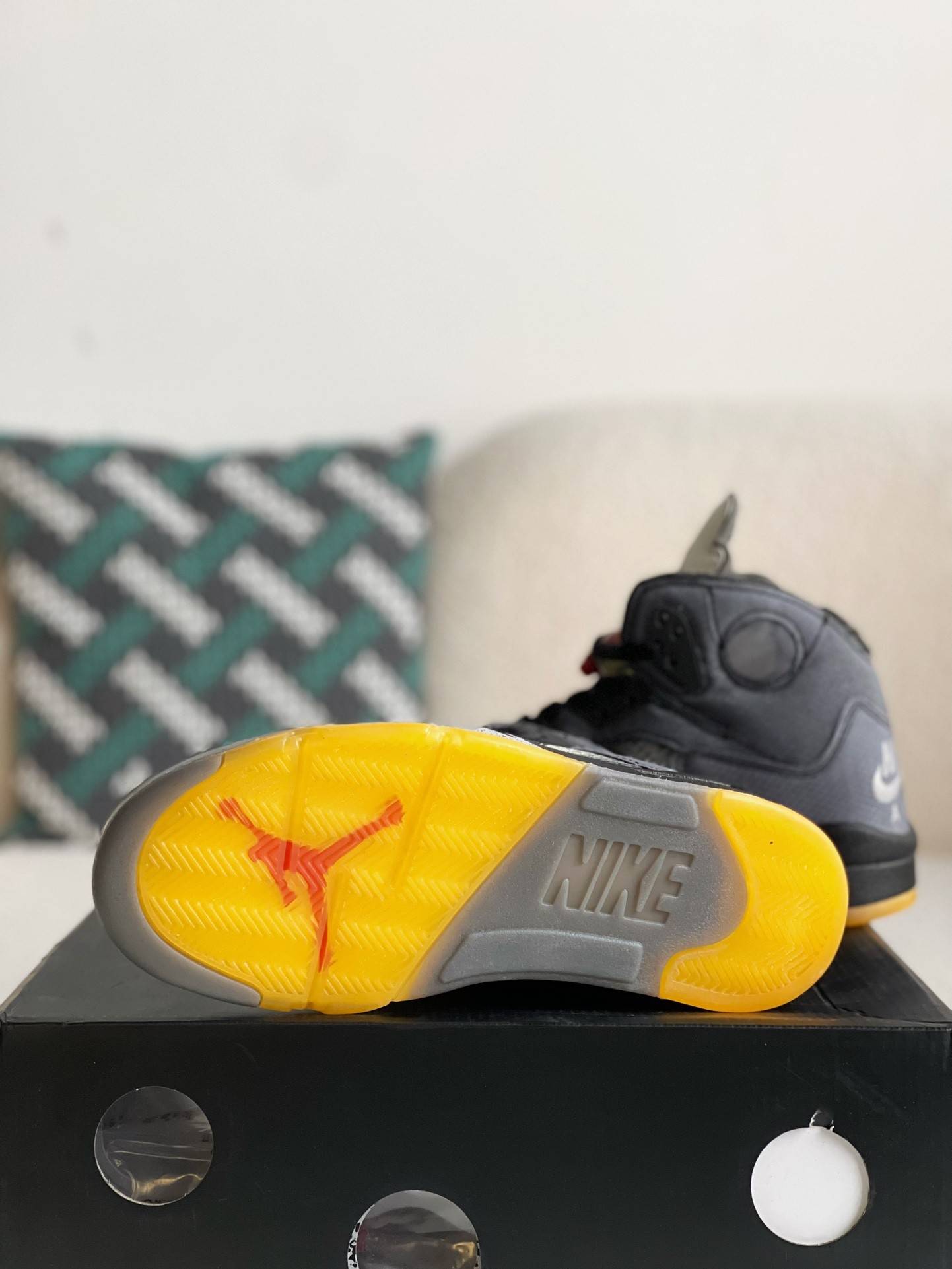 Jordan 5 Retro Off-White Muslin  CT8480-001