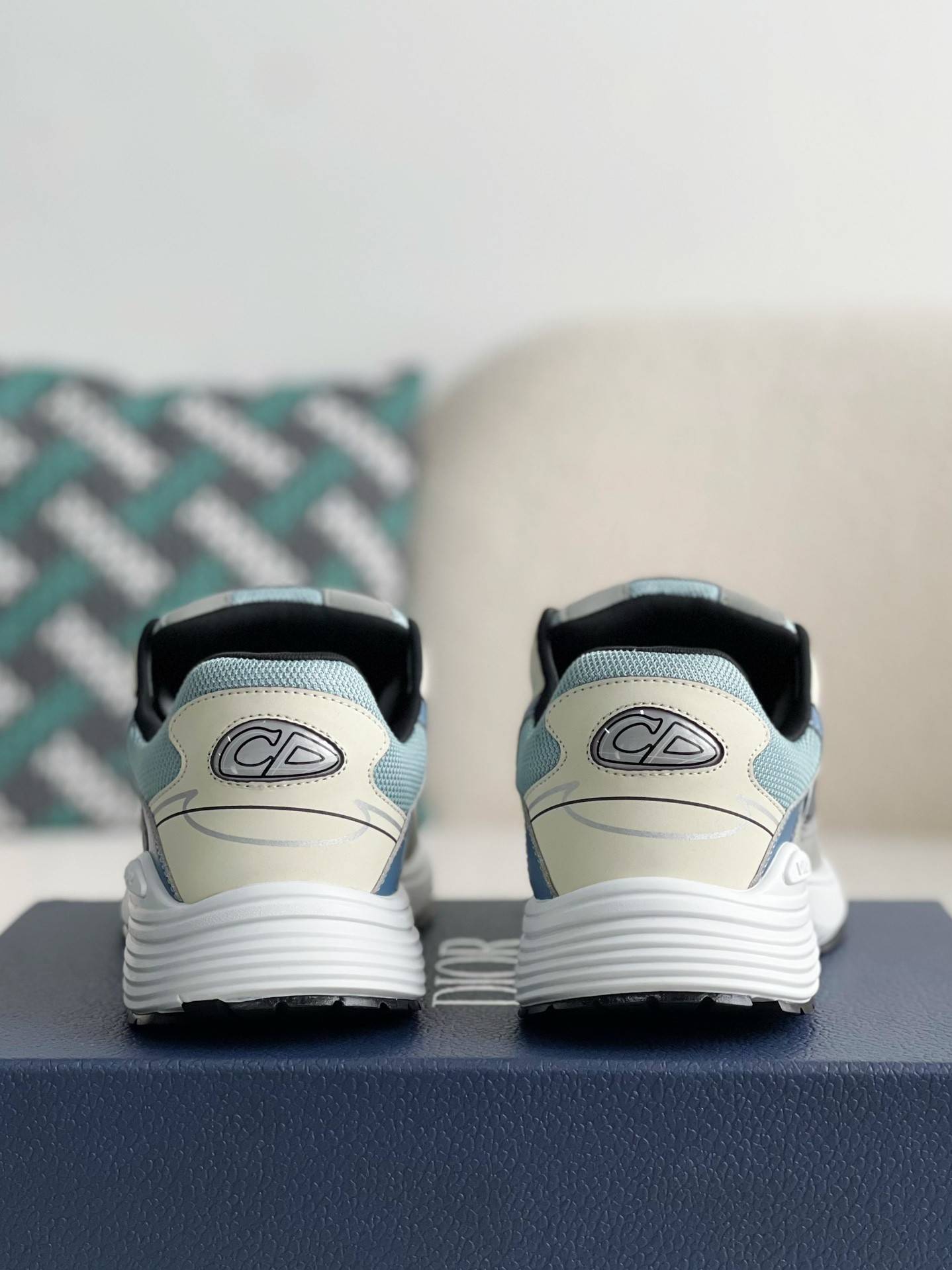 D*OR B30 New Sneaker