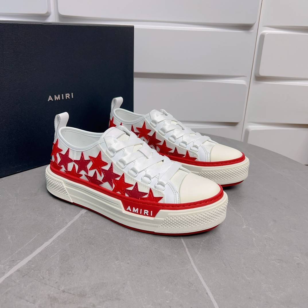 A*RI Sneakers