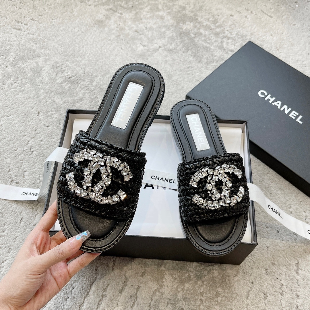 CHANEL BING BING 23P Slippers