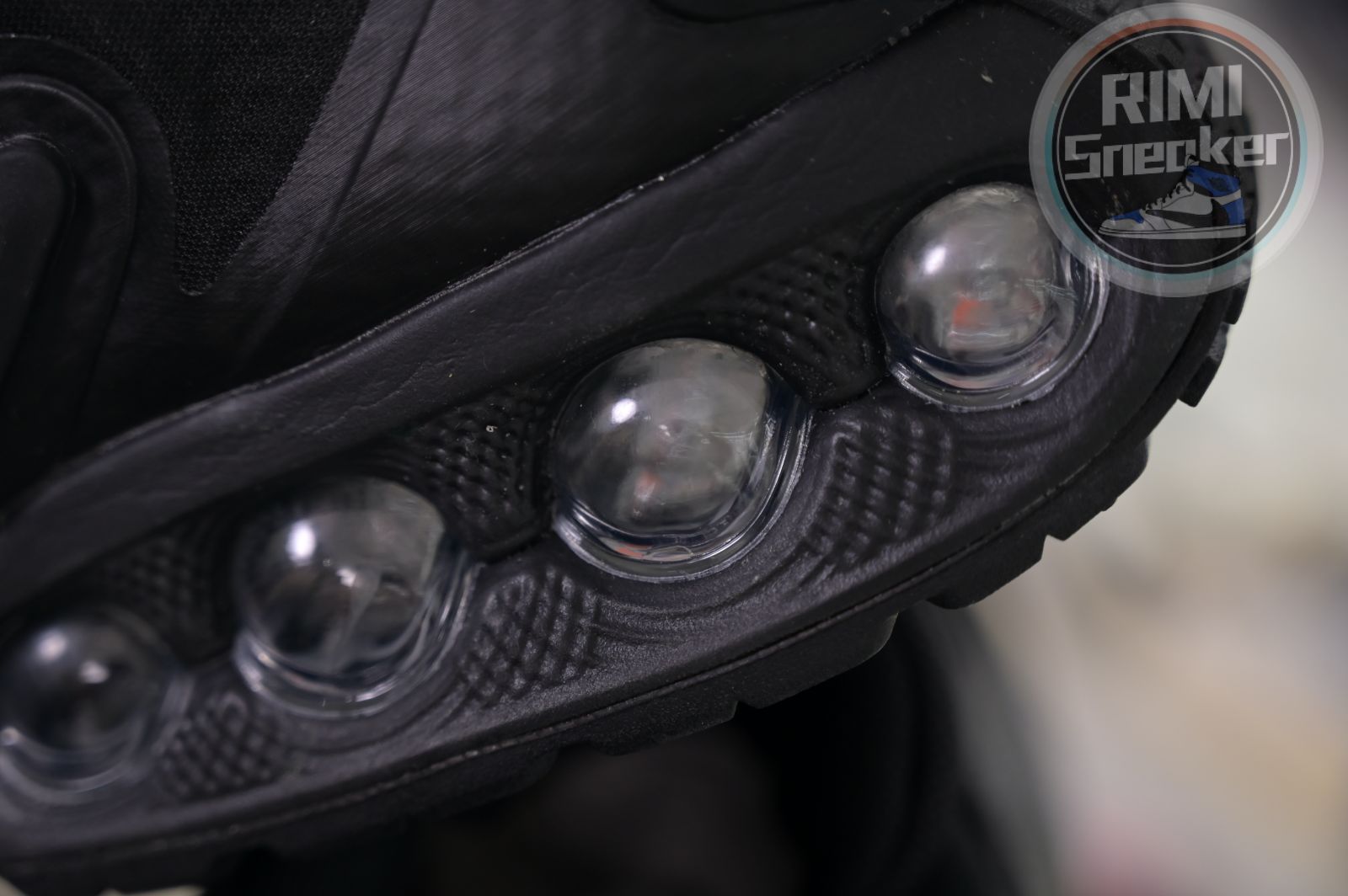 Supreme x Nike Air Max Dn