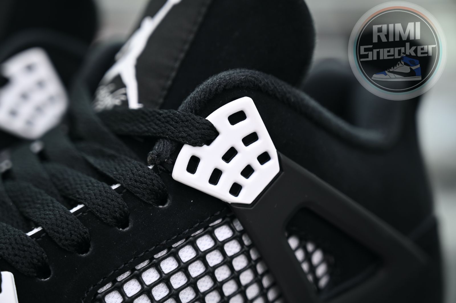 Jordan Air Jordan 4 Retro "White Thunder"