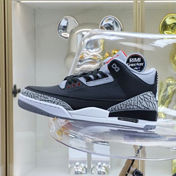 AIR JORDAN 3 RETRO OG 'BLACK CEMENT' 2018(854262-001)