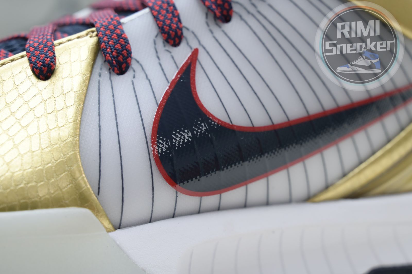 Nike Zoom Kobe 4 Protro "Gold Medal"