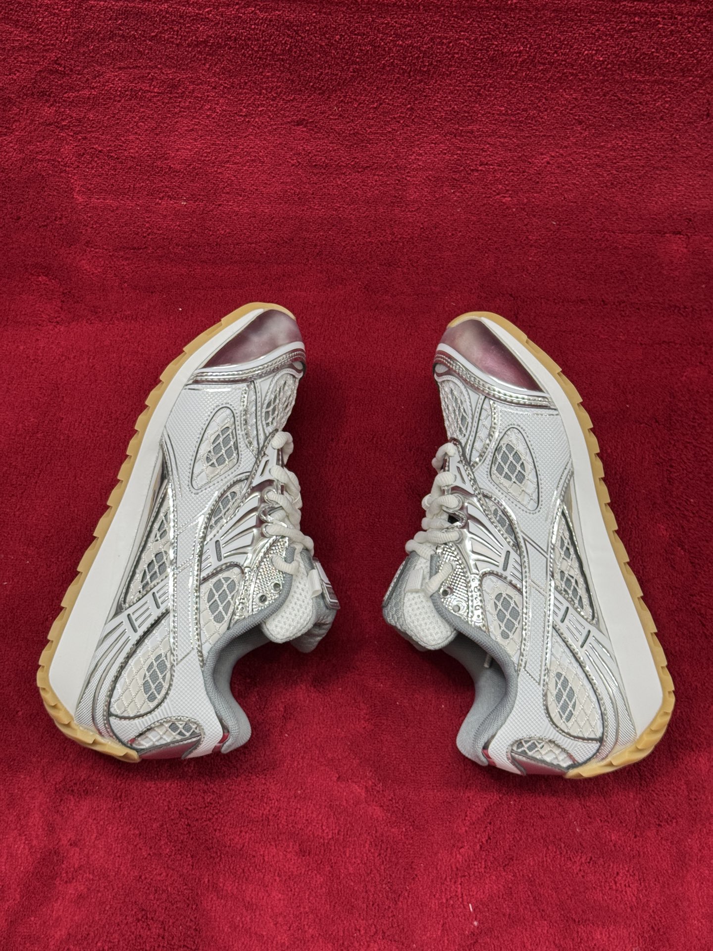 Bottega Veneta Orbit Sneaker Silver / White / Optic white rubber